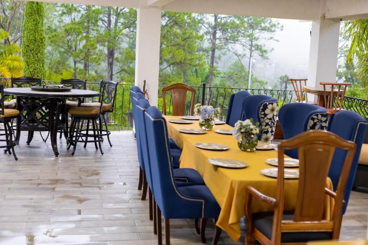 Hotel Cocoview, Bar & Restaurante บาเยเดอังเคเลส ภายนอก รูปภาพ
