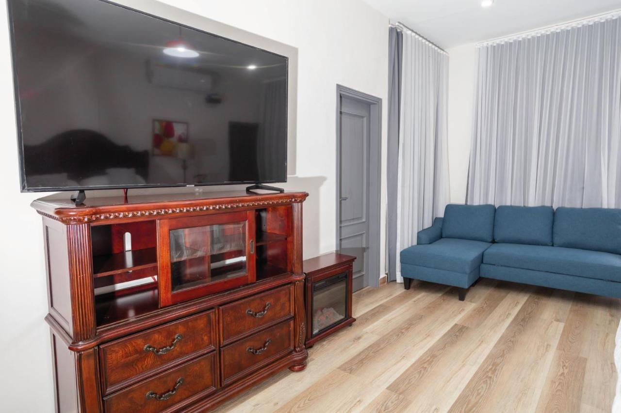 Hotel Cocoview, Bar & Restaurante บาเยเดอังเคเลส ภายนอก รูปภาพ