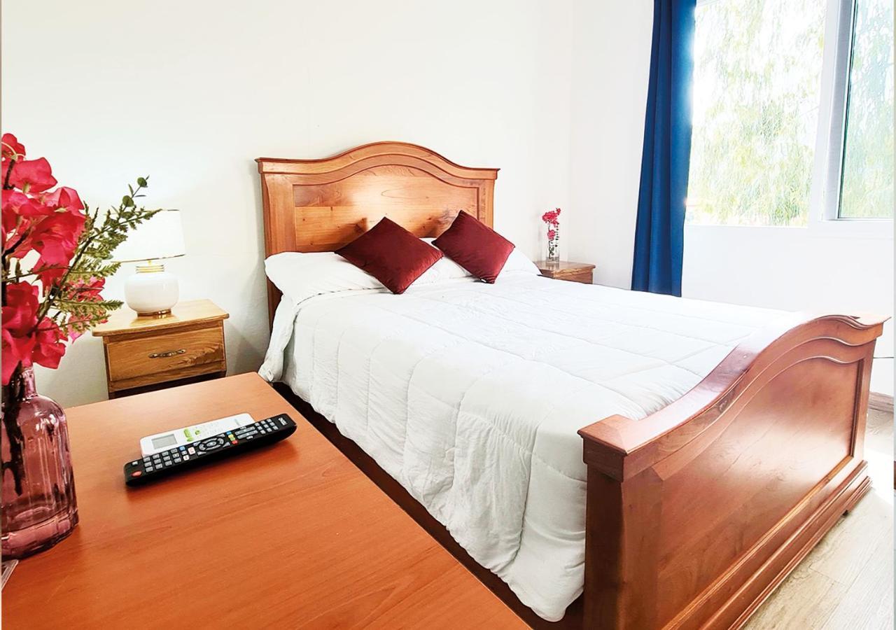 Hotel Cocoview, Bar & Restaurante บาเยเดอังเคเลส ภายนอก รูปภาพ